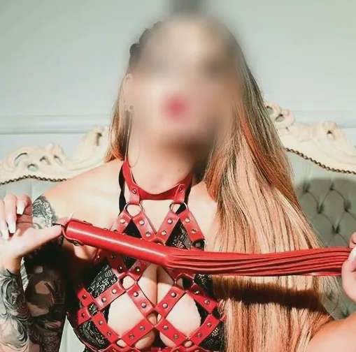 Alena, 36