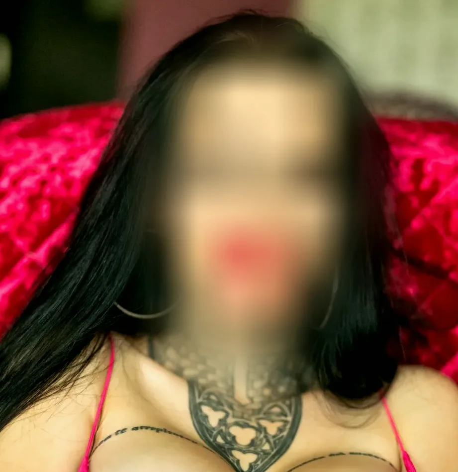 Marlene, 35