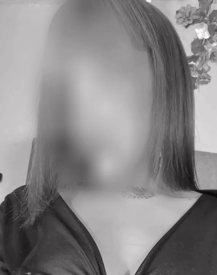 Yvonne, 23